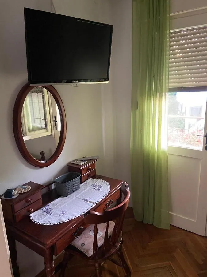 Guest house Rooms Juran Sukosan