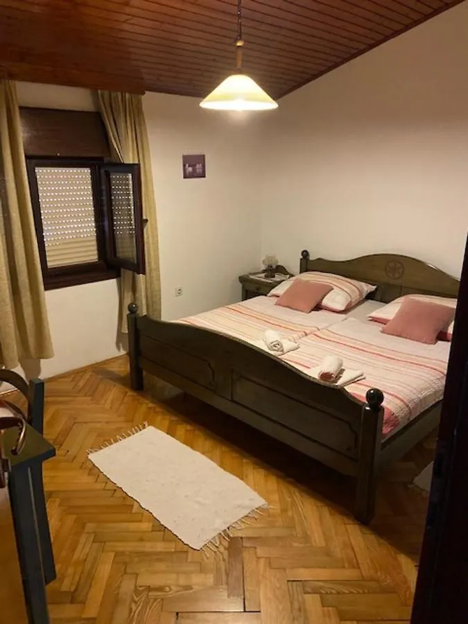 Guest house Rooms Juran Sukosan